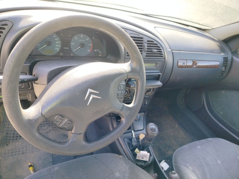 citroën xsara berlina del año 2001