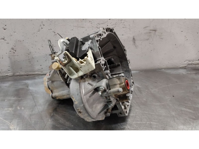 Recambio de caja cambios para citroën c4 berlina lx referencia OEM IAM 20dm75  