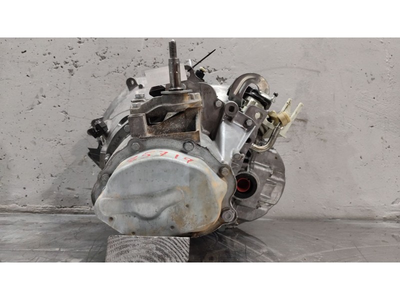 Recambio de caja cambios para citroën c4 berlina lx referencia OEM IAM 20dm75  