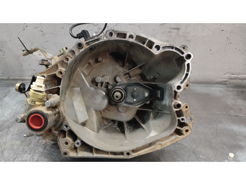 Recambio de caja cambios para peugeot 207 1.6 16v cat referencia OEM IAM 20DM46  