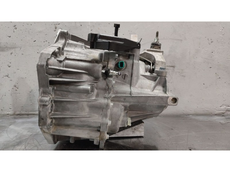 Recambio de caja cambios para nissan qashqai ii (j11, j11_) 1.6 dci referencia OEM IAM 8200667174  