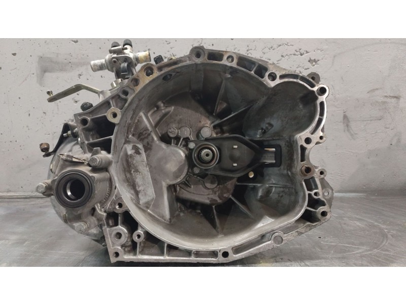 Recambio de caja cambios para peugeot 206 berlina xt referencia OEM IAM 20dp04  
