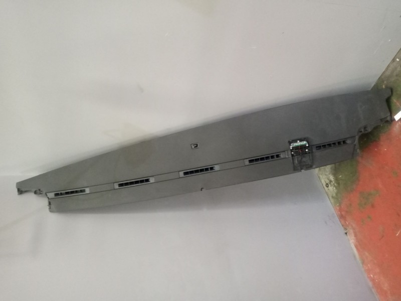 Recambio de salpicadero para volvo fh xxx referencia OEM IAM 82207572  