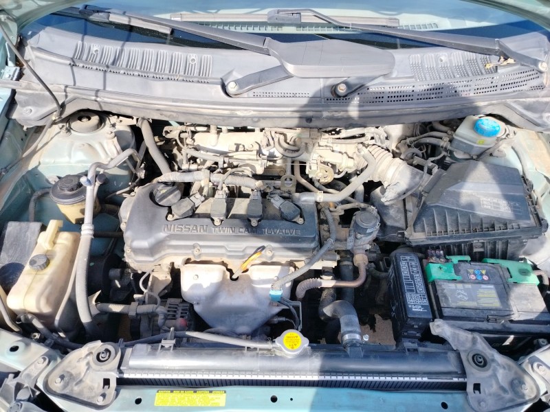 nissan almera tino (v10m) del año 2001