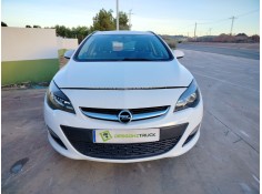 opel astra j sports tourer (p10) del año 2013