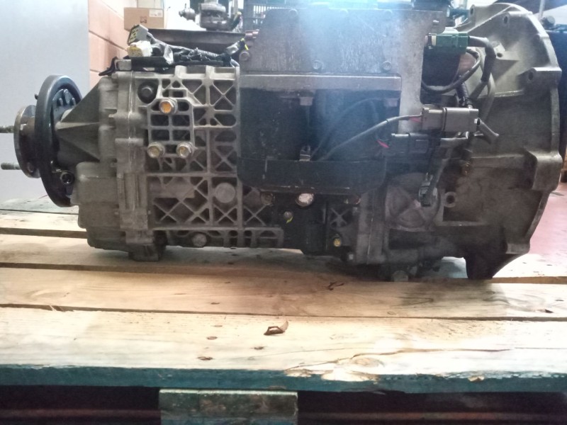 Recambio de caja cambios para isuzu npr85 referencia OEM IAM M0YQJ-T0872987 8-98020-807-0 