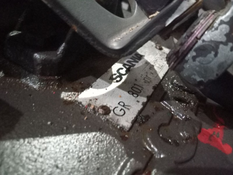 Recambio de caja cambios para scania serie 4 (p 94 d) referencia OEM IAM GR801  