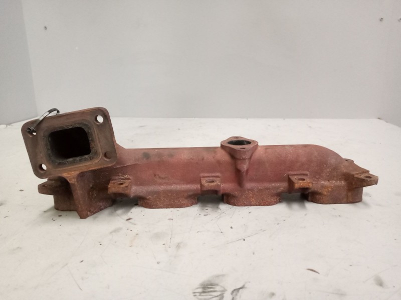 Recambio de colector escape para iveco sunrise referencia OEM IAM 5801554418  