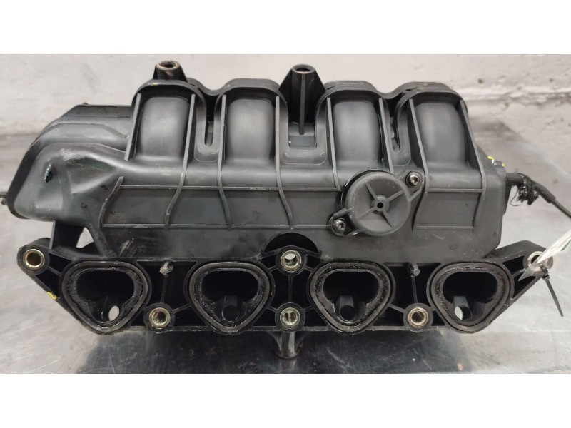 Recambio de colector admision para volkswagen polo berlina (6n2) trendline referencia OEM IAM   