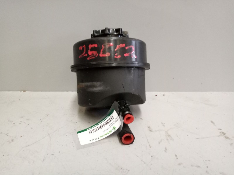 Recambio de deposito de direccion para iveco sunrise referencia OEM IAM   