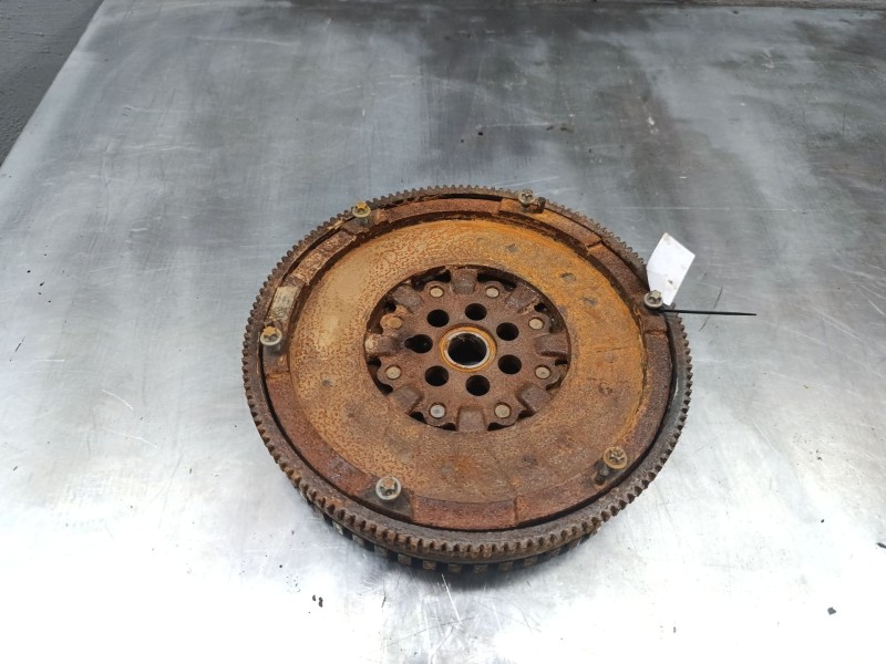 Recambio de volante motor para infiniti q30 1.5 d referencia OEM IAM   