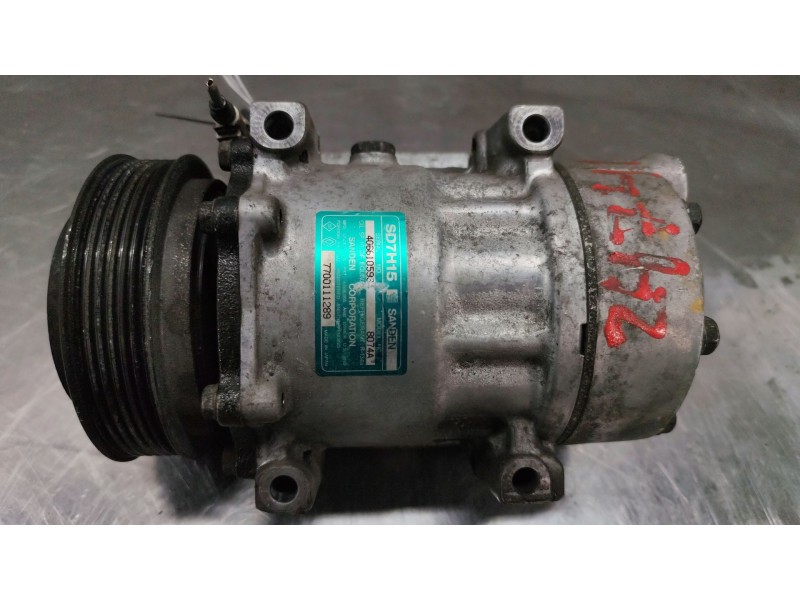 Recambio de compresor aire acondicionado para renault laguna (b56) 1.8 16v rt referencia OEM IAM 7700111289  