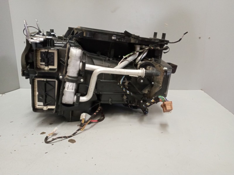 Recambio de calefaccion entera normal para volvo fh xxx referencia OEM IAM 82464929 82379422 84476105