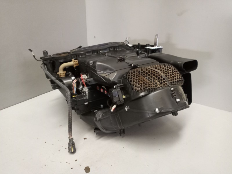 Recambio de calefaccion entera normal para volvo fh xxx referencia OEM IAM 82464929 82379422 84476105