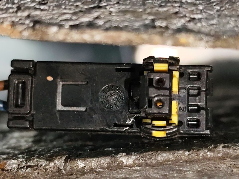 Recambio de mando multifuncion para peugeot 207 x-line referencia OEM IAM 96630732XT  