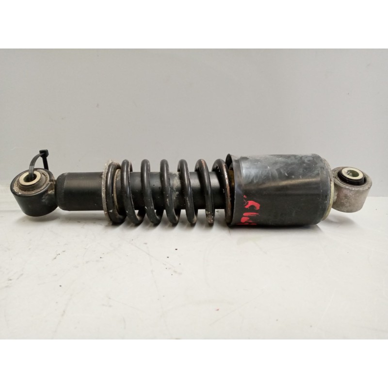 Recambio de amortiguador trasero derecho cabina para renault premium distribution 7.2 diesel referencia OEM IAM 5010316210  