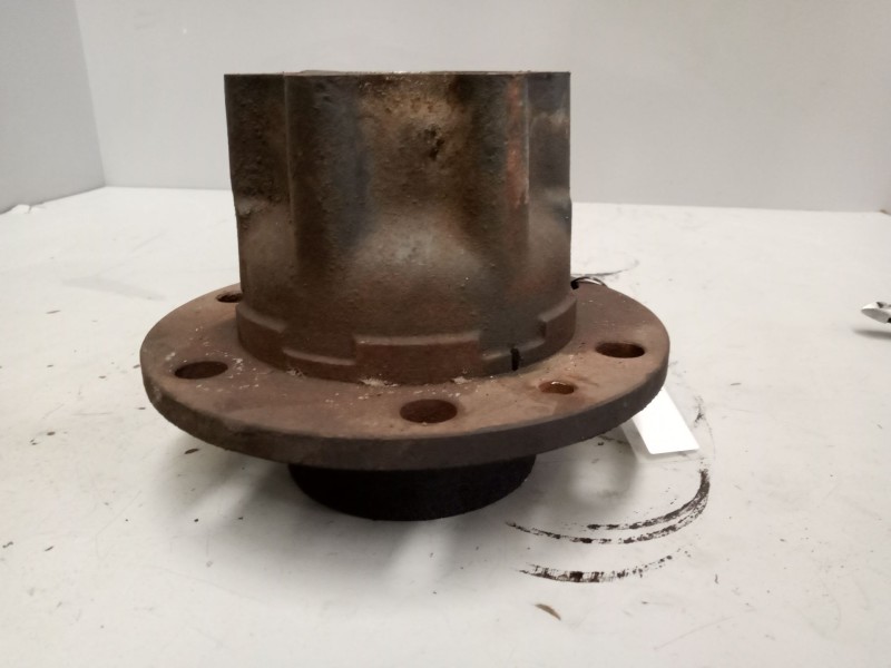 Recambio de buje trasero izquierdo para nissan trucks atleon 140 referencia OEM IAM   