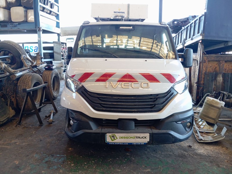 iveco daily vi caja/chasis del año 2024