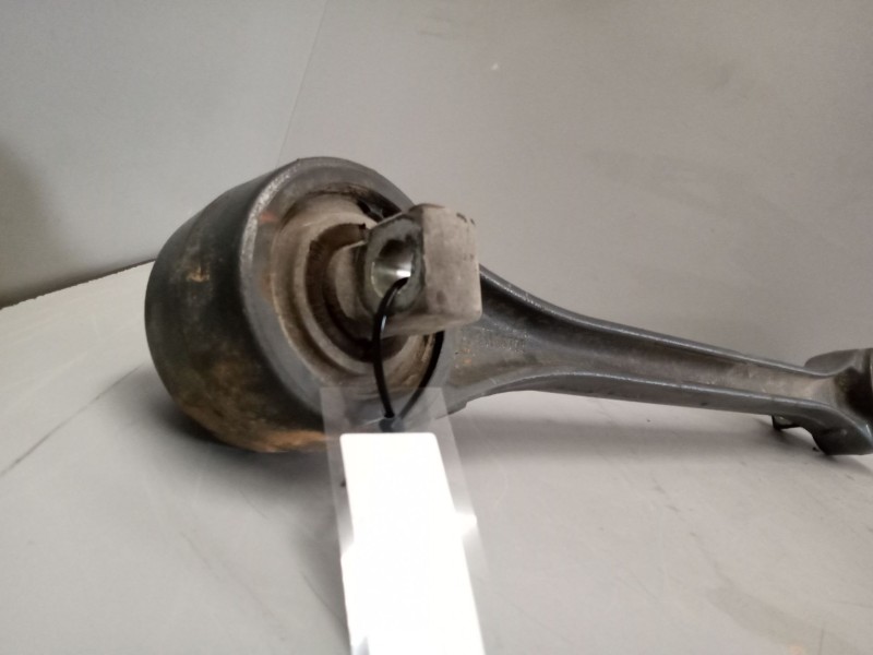 Recambio de tirante trasero izquierdo para volvo fh xxx referencia OEM IAM 21196798  