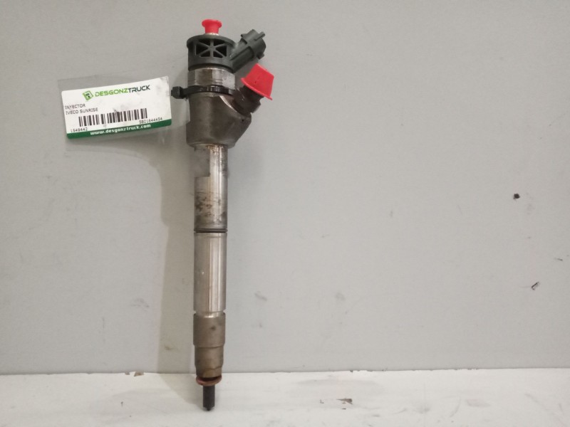Recambio de inyector para iveco sunrise referencia OEM IAM 5801644454  0445110564