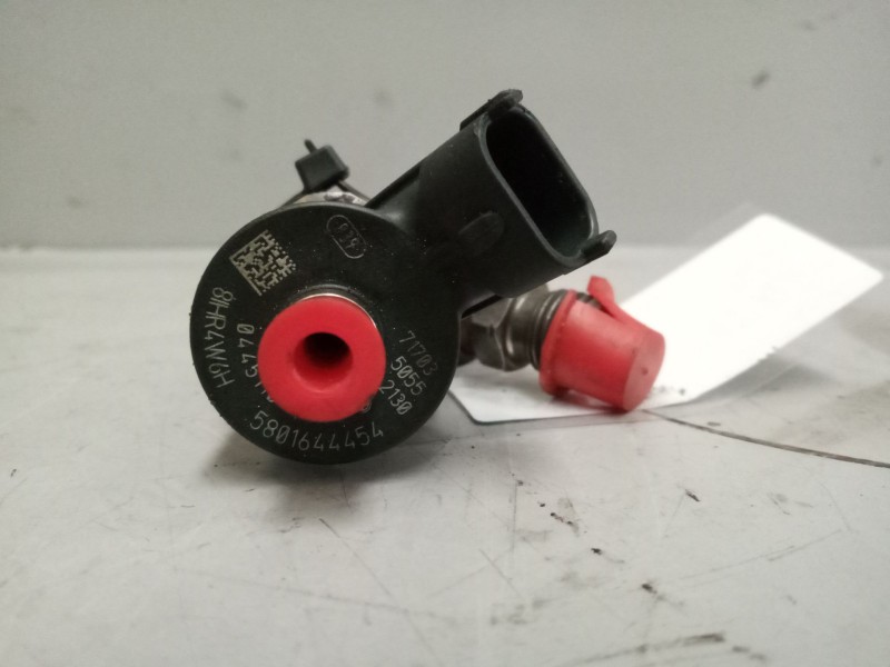 Recambio de inyector para iveco sunrise referencia OEM IAM 5801644454  0445110564