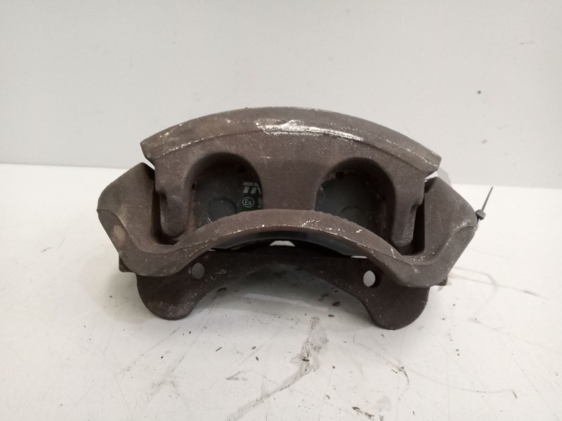 Recambio de pinza freno delantera izquierda para nissan cabstar 01.04  3.0 diesel referencia OEM IAM 730203  