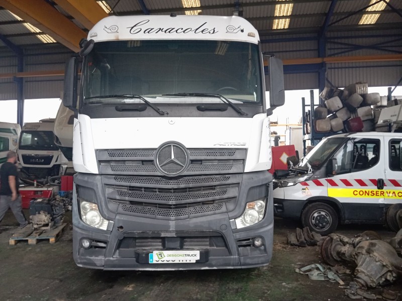 mercedes-benz actros bm 963.xxx 2-achser del año 2013