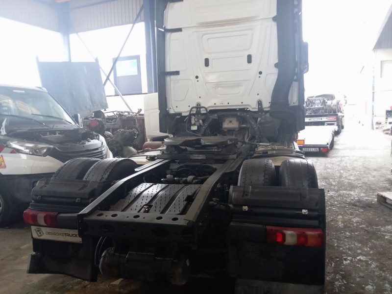 mercedes-benz actros bm 963.xxx 2-achser del año 2013