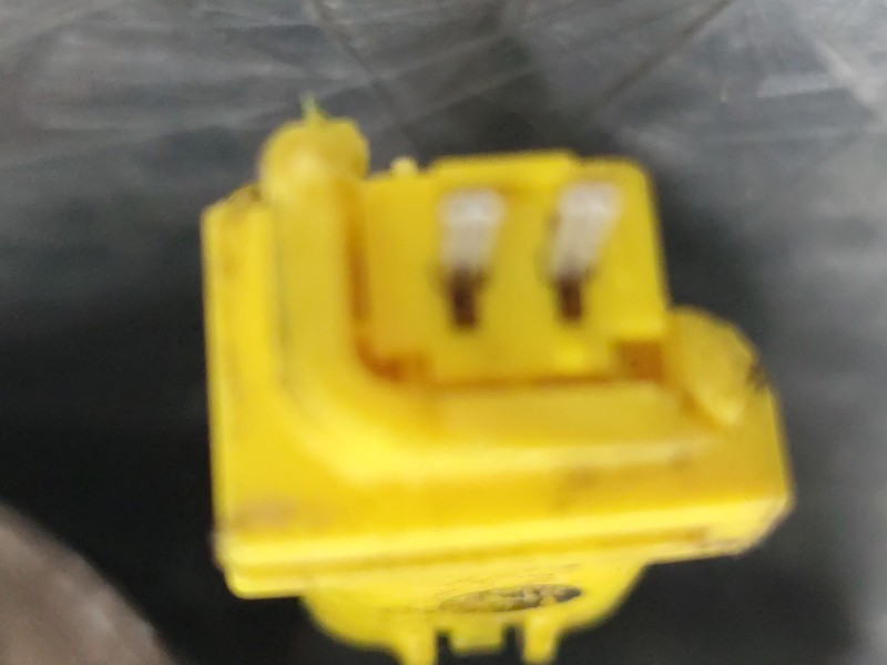 Recambio de compresor aire acondicionado para citroën c3 1.4 furio referencia OEM IAM 9684480480  