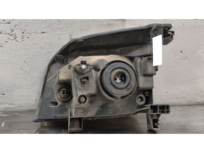 Recambio de faro derecho para nissan x-trail (t30) comfort referencia OEM IAM   