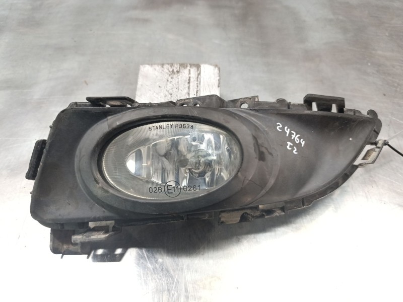 Recambio de faro antiniebla izquierdo para mazda 3 berlina (bk) 1.6 vvt active referencia OEM IAM   