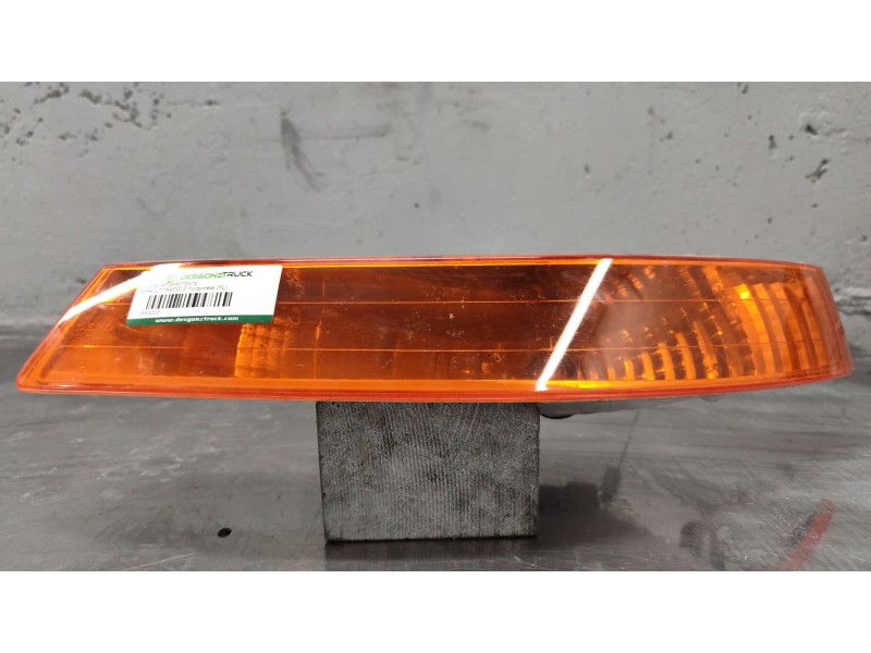 Recambio de piloto intermitente para renault trafic ii furgoneta (fl) 1.9 dci 100 (fl0c) referencia OEM IAM   