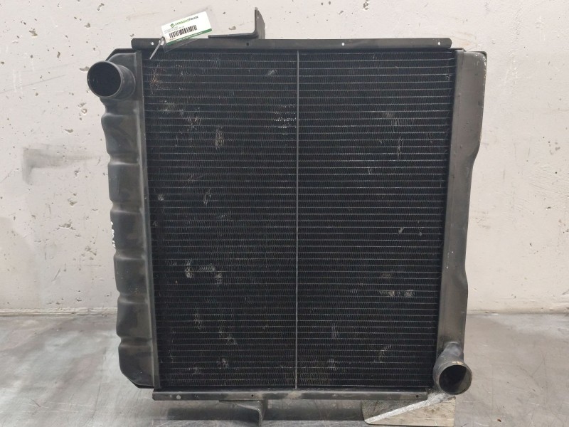 Recambio de radiador agua para nissan trucks l80.09 l80.14 referencia OEM IAM   