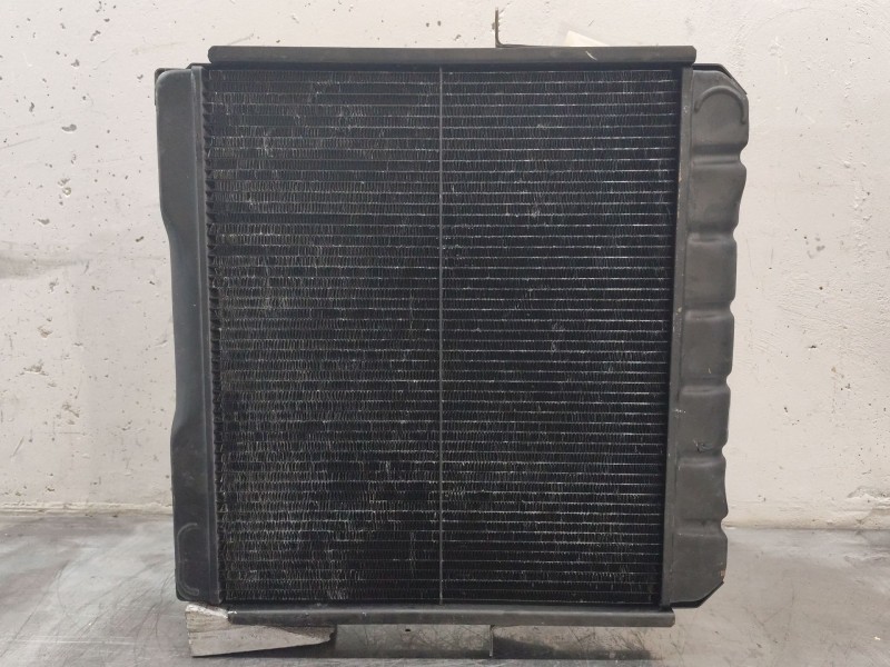 Recambio de radiador agua para nissan trucks l80.09 l80.14 referencia OEM IAM   