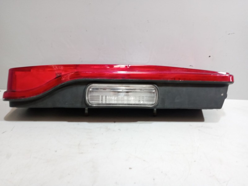 Recambio de piloto trasero izquierdo para volvo fh xxx 12.8 diesel referencia OEM IAM   