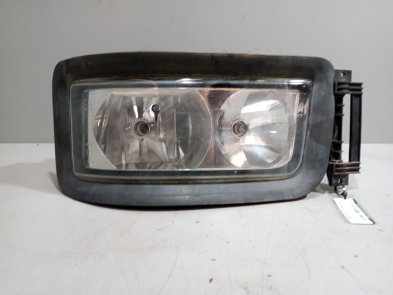 Recambio de faro izquierdo para man tg - a 18.xxx 12.4 diesel referencia OEM IAM 81251016451  