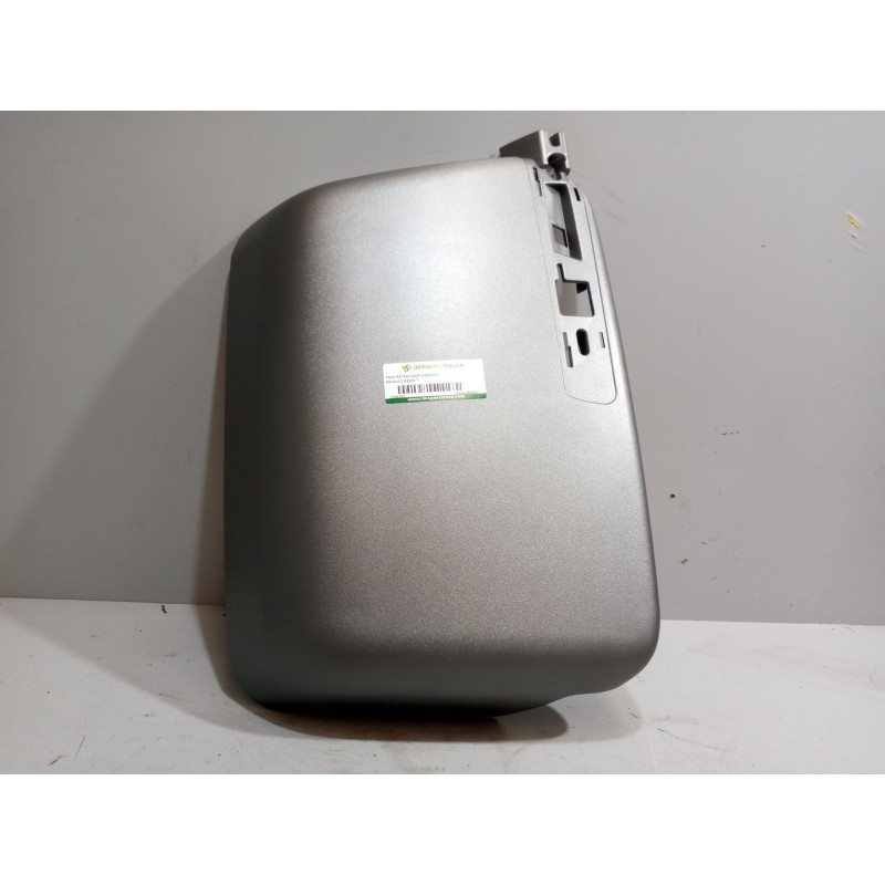 Recambio de tapa retrovisor derecha para renault serie t fg 4x2 cabina high-sleeper referencia OEM IAM 7482408493  