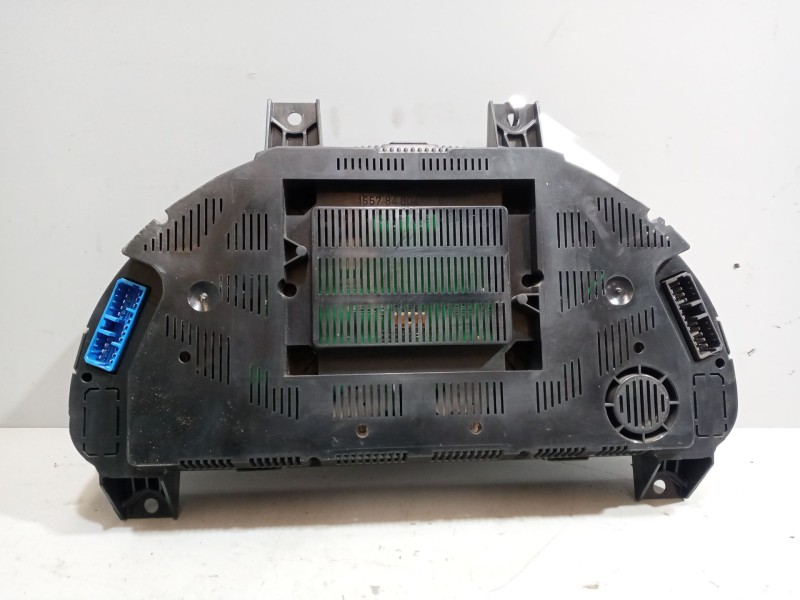 Recambio de cuadro instrumentos para iveco eurocargo 05.03  fki 100 e tráfico urbano referencia OEM IAM 504158813  