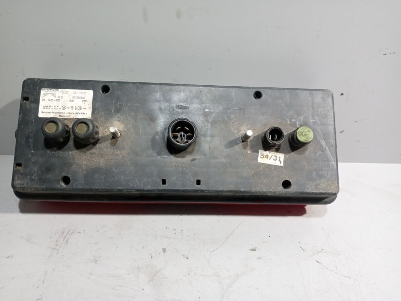 Recambio de piloto trasero izquierdo para montenegro rpvc 2gc referencia OEM IAM  PILOTO UNIVERSAL PLATAFORMA 