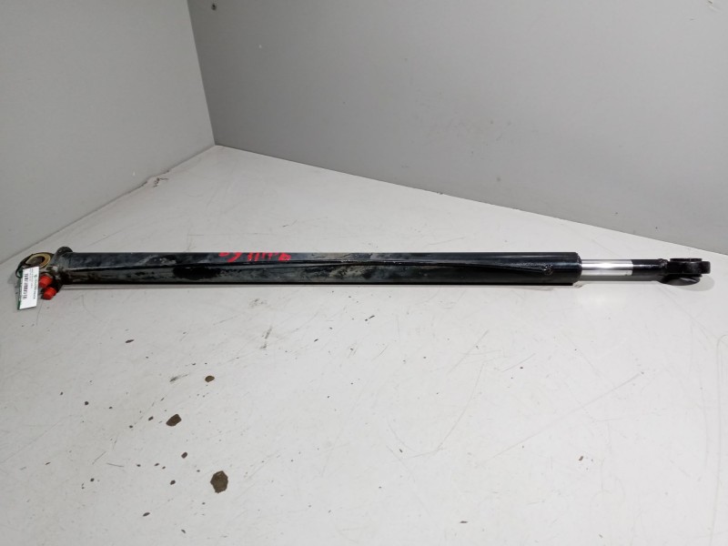 Recambio de brazo elevacion cabina para man tgx 18.xxx 12.4 diesel referencia OEM IAM 81417236124  