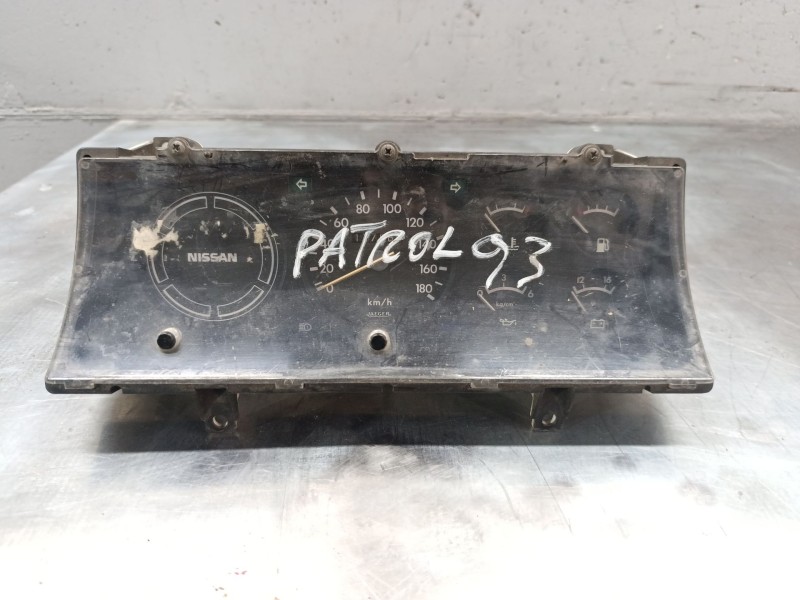 Recambio de cuadro instrumentos para nissan patrol (k/w260) 2.8 diesel referencia OEM IAM 19538202  