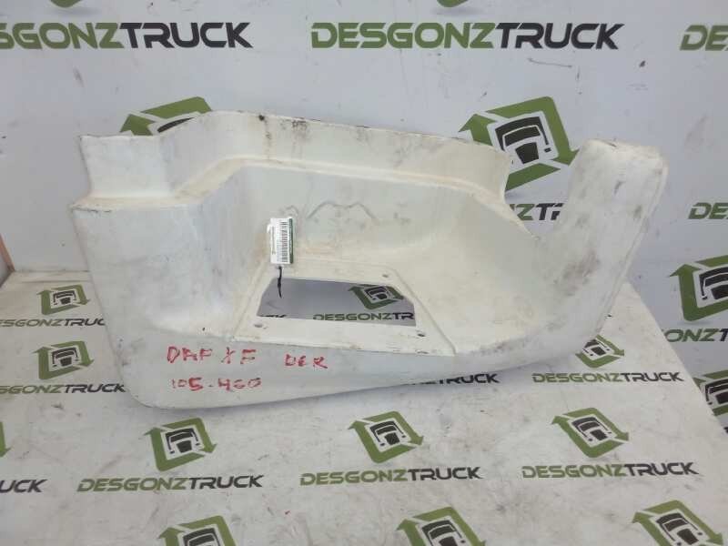 Recambio de peldaño derecho para daf trucks xf 105 fa 105.460 (462cv) referencia OEM IAM 1297700  