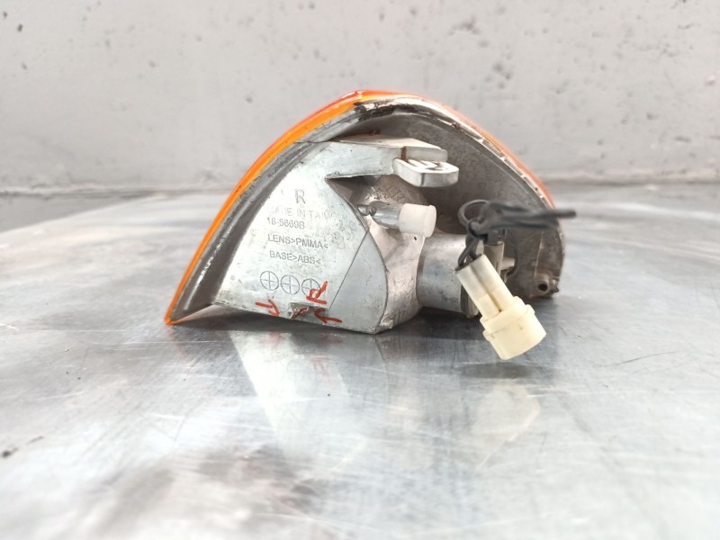 Recambio de piloto delantero derecho para suzuki swift sf berlina (ea) gti referencia OEM IAM  2 PINS 