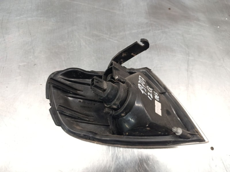 Recambio de piloto delantero izquierdo para nissan almera (n15) competence (1998) referencia OEM IAM 082151577LB 2 PINS 