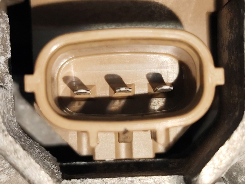 Recambio de alternador para mazda 3 (bl) 2.2 mzr cd (bl10) referencia OEM IAM A2TJ0681A  