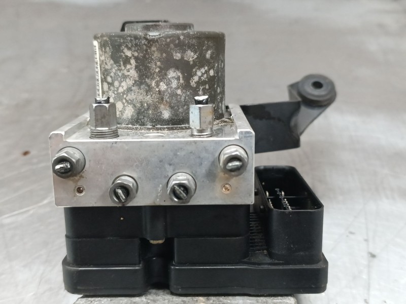 Recambio de abs para mazda 3 berlina (bk) 1.6 vvt active referencia OEM IAM 3M512M110CA  