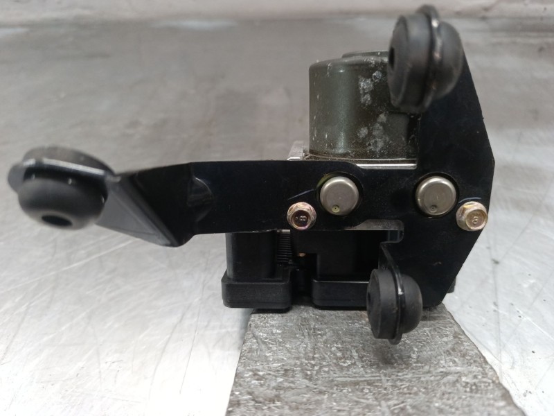 Recambio de abs para mazda 3 berlina (bk) 1.6 vvt active referencia OEM IAM 3M512M110CA  