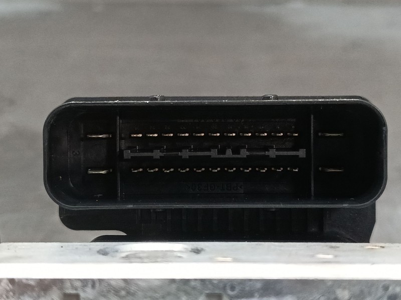 Recambio de abs para mazda 3 berlina (bk) 1.6 vvt active referencia OEM IAM 3M512M110CA  