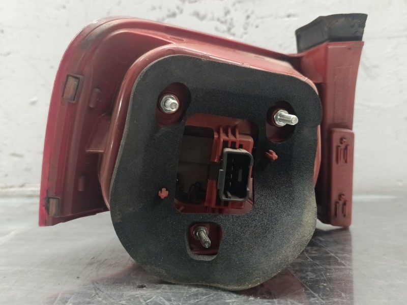 Recambio de piloto trasero derecho para volkswagen passat berlina (3c2) advance referencia OEM IAM   