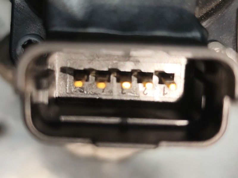 Recambio de enfriador egr para peugeot 207 x-line referencia OEM IAM 9658203780  